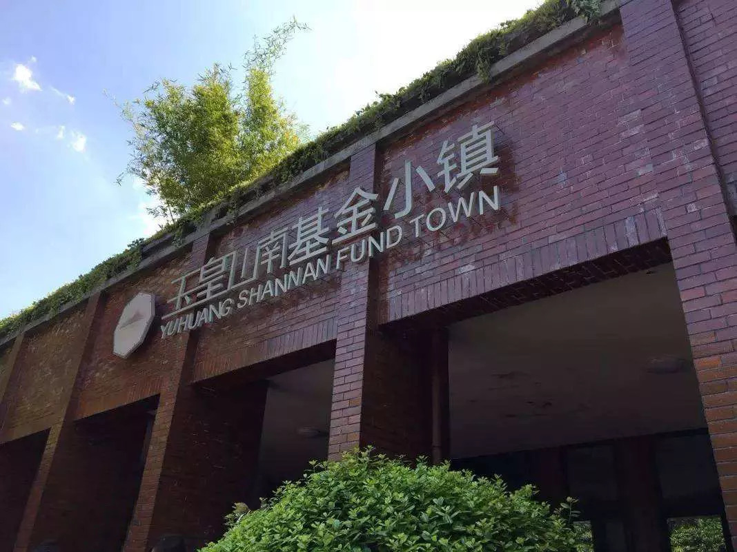 15369121839177819352.jpg image027.jpg