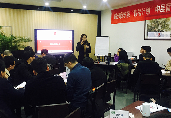 1552359188167608453E.jpg 01e87e0396316f84db7c963ef768cc9.jpg